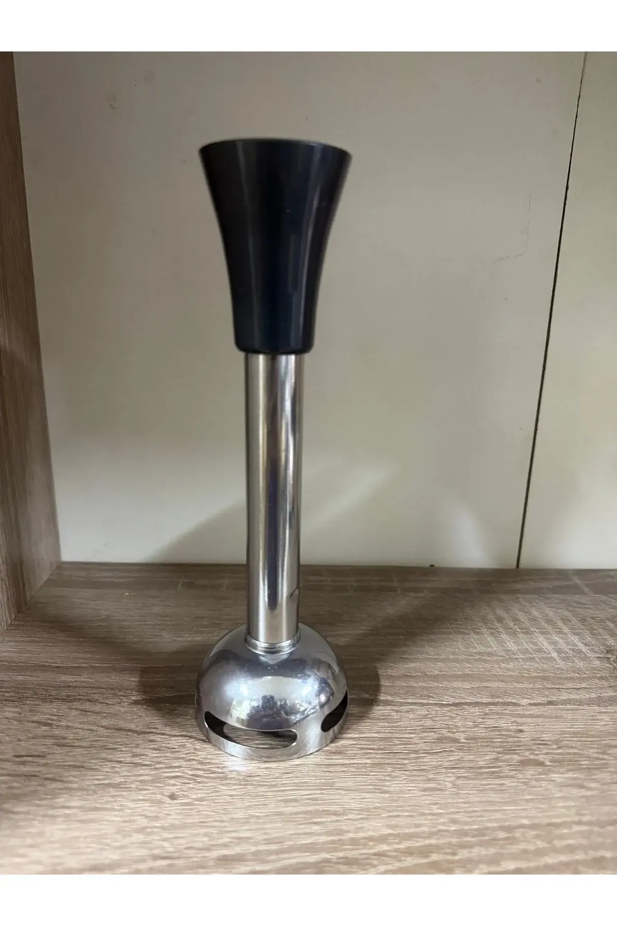 E63HBS SİYAH PARÇALAYICI METAL AYAK ORİJİNAL YEDEK PARÇA YETKİLİ SERVİS GÜVENCESİYLE